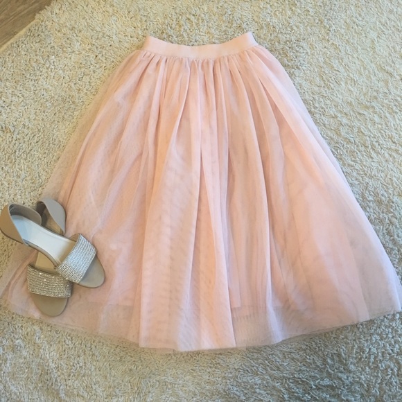 Dresses & Skirts - Blush Tulle Skirt